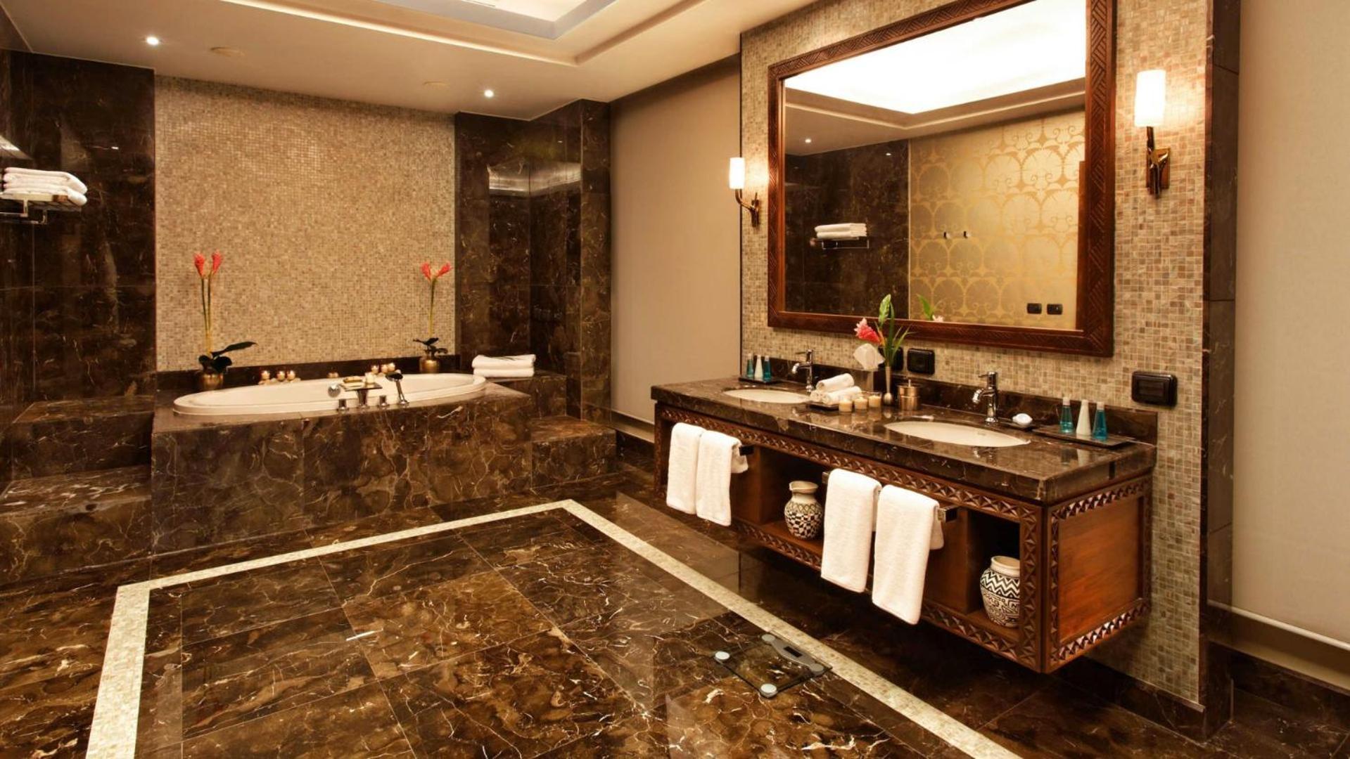โมเวนพิก แอมบาสซาเดอร์ โฮเทล อักกรา Hotel ภายนอก รูปภาพ