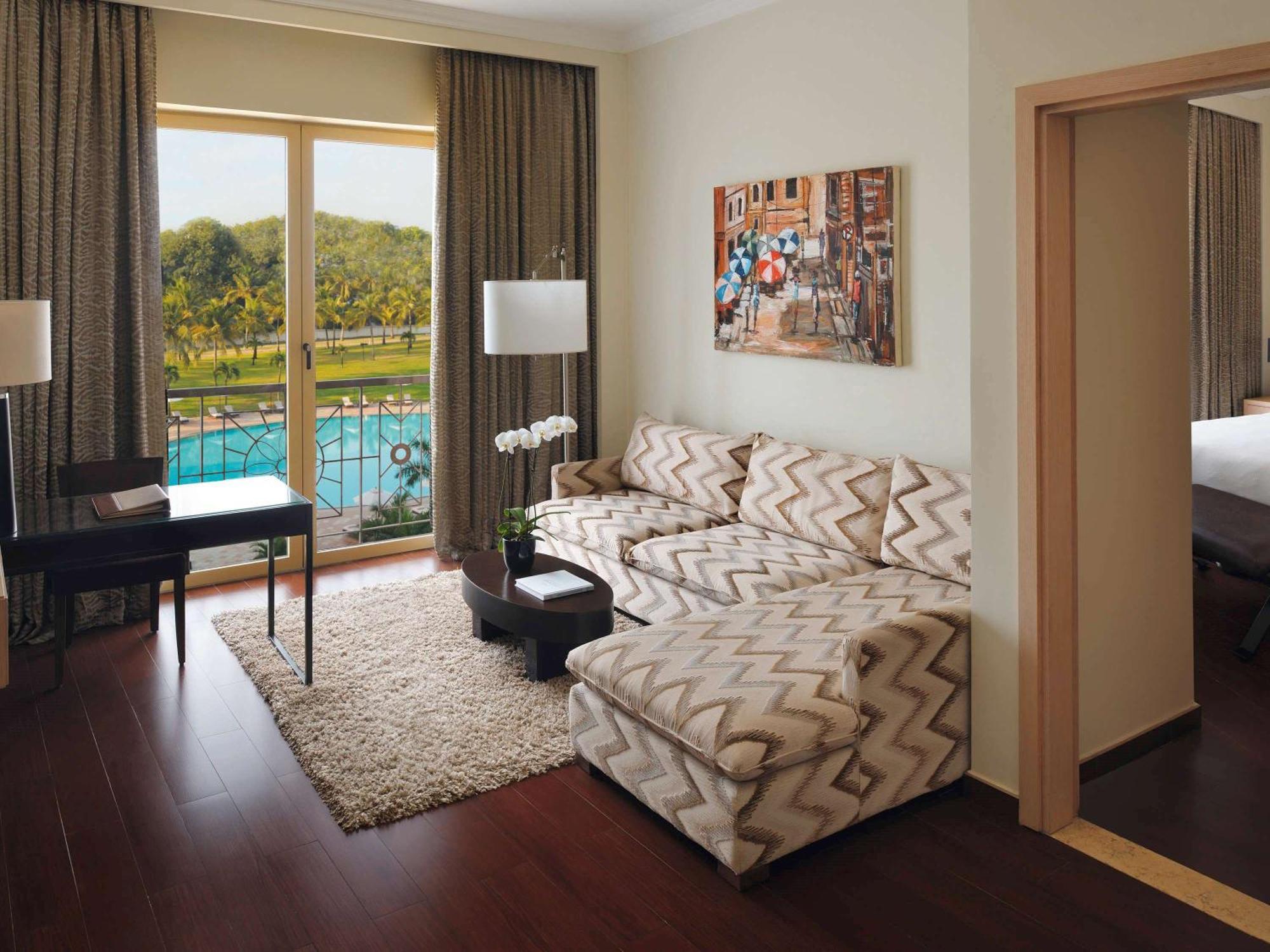 โมเวนพิก แอมบาสซาเดอร์ โฮเทล อักกรา Hotel ภายนอก รูปภาพ