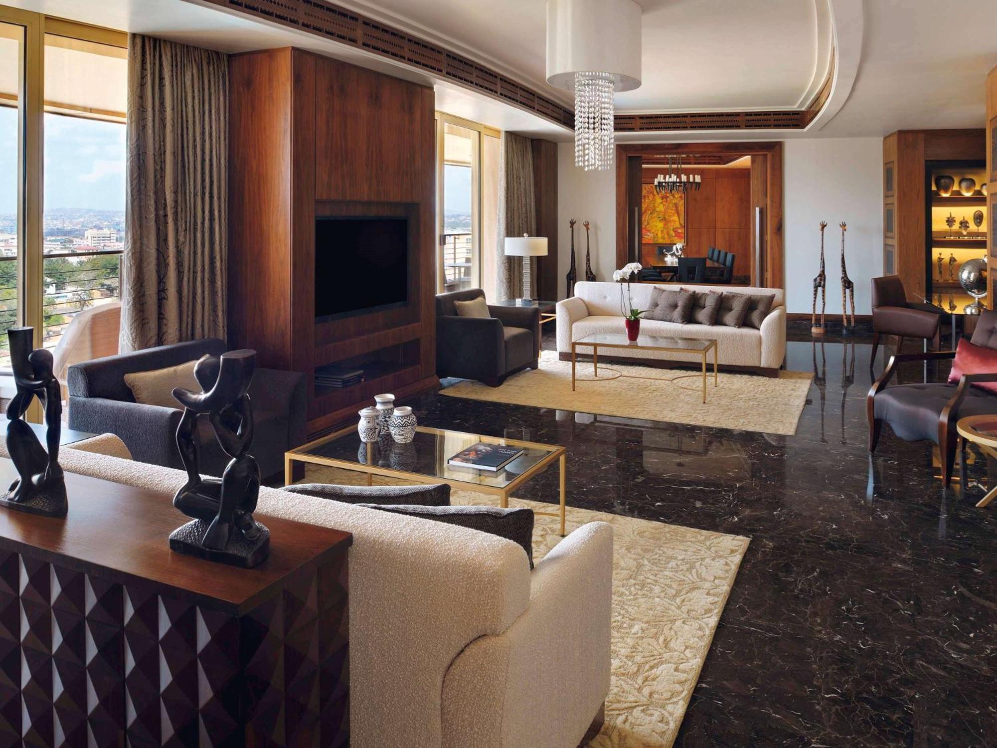 โมเวนพิก แอมบาสซาเดอร์ โฮเทล อักกรา Hotel ภายนอก รูปภาพ