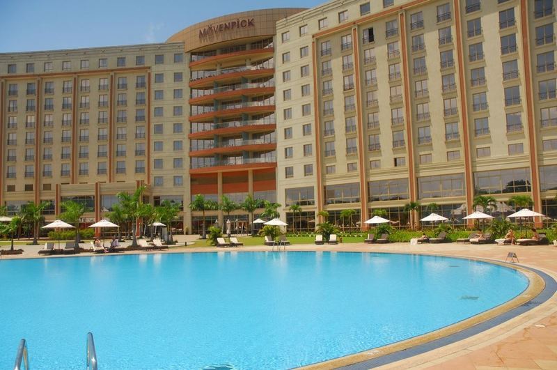โมเวนพิก แอมบาสซาเดอร์ โฮเทล อักกรา Hotel ภายนอก รูปภาพ